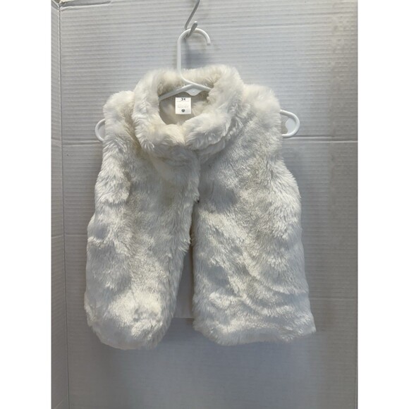 Carter's Vest Girls Size 24 Months White Fluffy Sleeveless Faux Fur Snap Front - Picture 2 of 8
